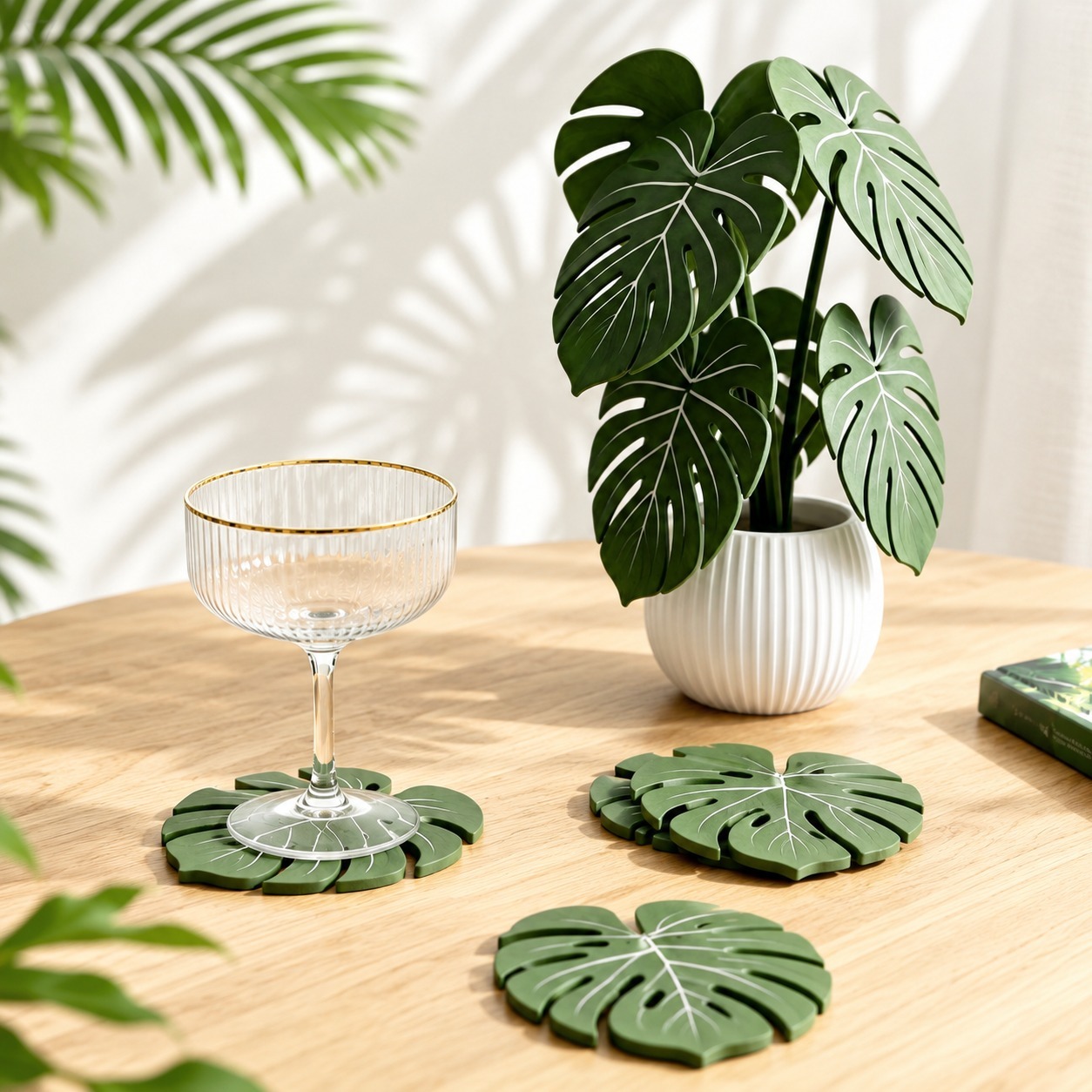 Home Office Layout - Alas Gelas Tanaman Monstera, Set Alas